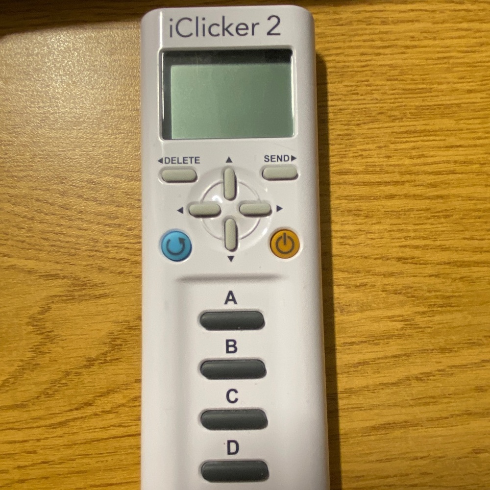 iClicker 2 Student Remote in Excellent condition! With batteries